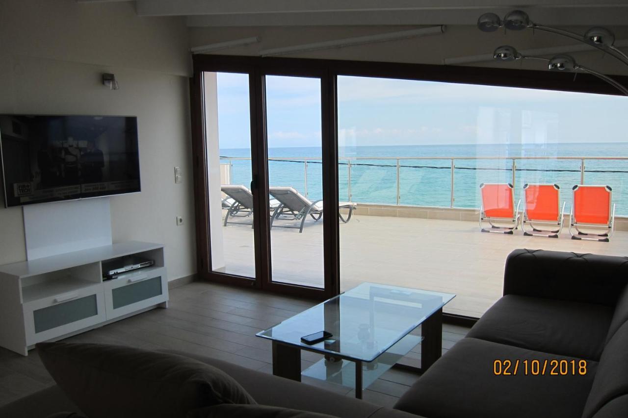Apartments By The Sea 렙토카리아 외부 사진