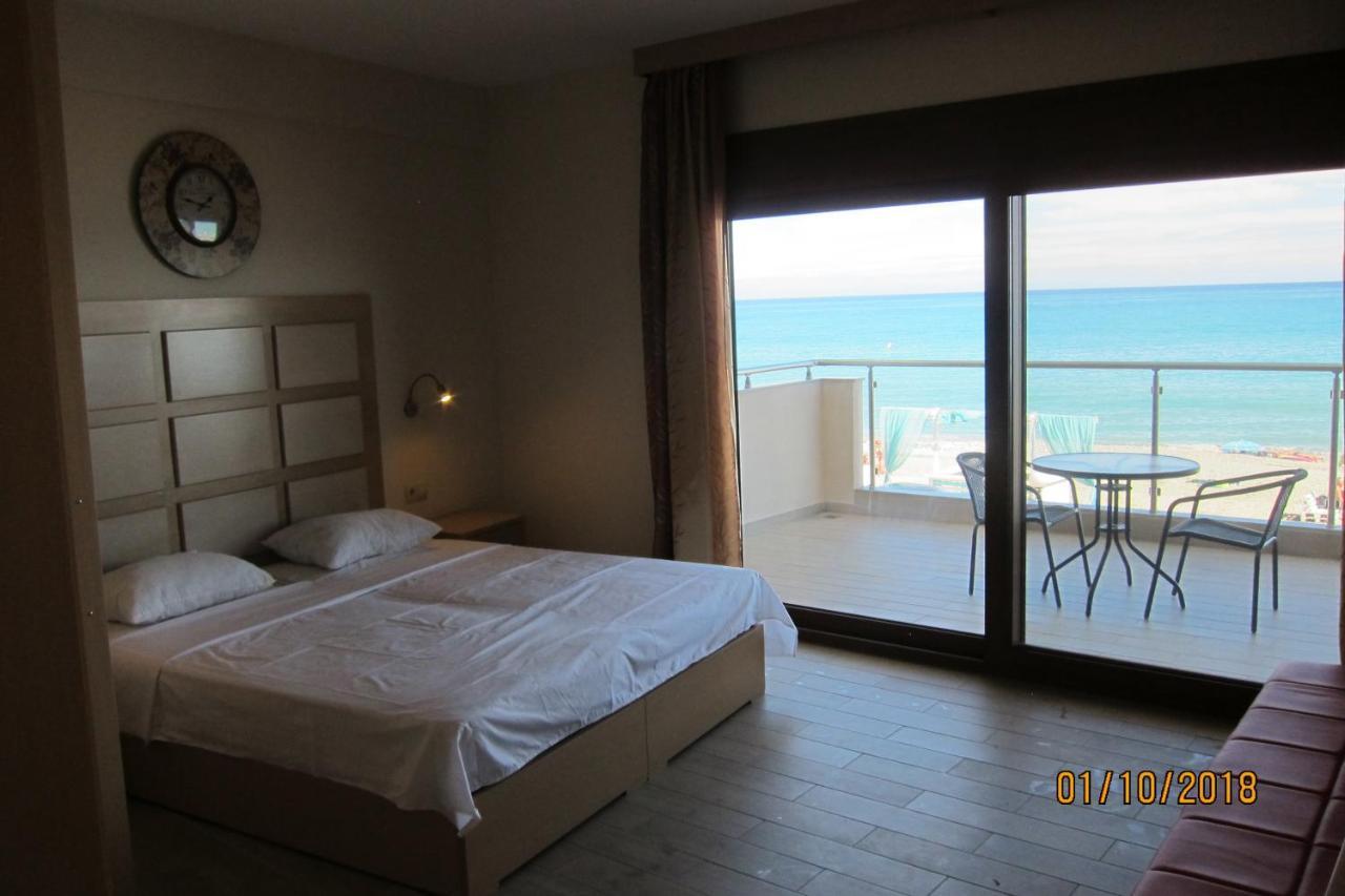 Apartments By The Sea 렙토카리아 외부 사진